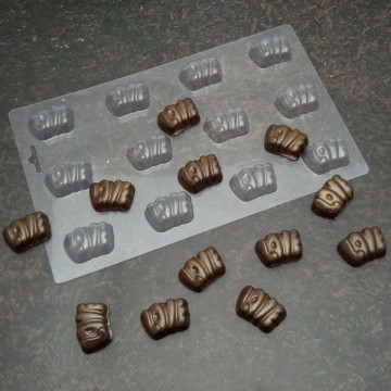 LOVE mini. Форма пластикова для шоколаду, 1 шт.