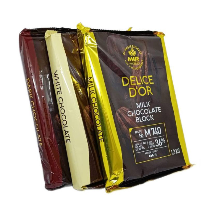 Шоколад MIR Delice D'or (темний, молочний, білий) набір велика плитка 3 х 1,2кг Шоколад MIR Delice D'or (темний, молочний, білий) набір велика плитка 3 х 1,2кг